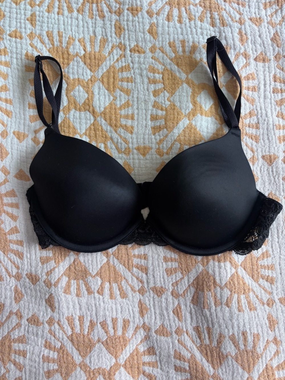 Maidenform Black Lace-Trim T-Shirt Bra
